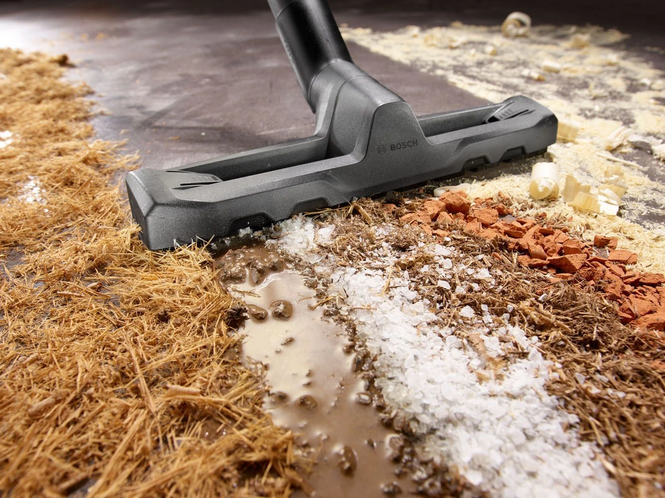 Bosch UniversalVac 15 Bouwstofzuiger - 1000W - 15L - 06033D1100 5 Bosch UniversalVac 15 Bouwstofzuiger - 1000W - 15L - 06033D1100 - Afbeelding 3