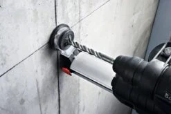 Bosch GBH 2-23 Professional SDS-plus Boorhamer Met Afzuigeenheid In Koffer - 710W - 2,3J - 0611250500 7 Bosch GBH 2-23 Professional SDS-plus Boorhamer Met Afzuigeenheid In Koffer - 710W - 2,3J - 0611250500 -Metabo Winkel 1d50bc64c8248737004643f1fce6bd3e