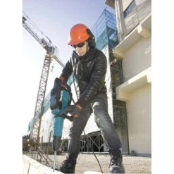 Makita HM1214C SDS-max Breekhamer In Koffer - 1500W - 19,9J 11 Makita HM1214C SDS-max Breekhamer In Koffer - 1500W - 19,9J -Metabo Winkel 279e164c61dabc1949c867b0bae07d72