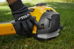 Stiga BC 760 B Benzine Bosmaaier - 52,8cc - 1,7kW - 2-takt - 45cm -Metabo Winkel 331fb7e6e2583cdd0444c93d163a5724