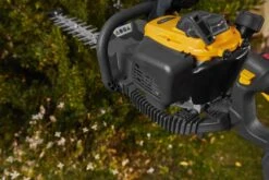 Stiga HT 525 Benzine Heggenschaar - 22,5cc - 0,65kW - 2-takt - 46cm - 35mm -Metabo Winkel 3759f9ede56d0f0a48840819f763e954