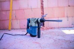 Scheppach DH1300PLUS SDS-Plus Boorhamer In Koffer - 1250W - 5J - 5907902901 12 Scheppach DH1300PLUS SDS-Plus Boorhamer In Koffer - 1250W - 5J - 5907902901 -Metabo Winkel 4ce0efcb1da7e2735130d2349b1b356f