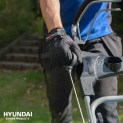 Hyundai 57025 Benzine Grasmaaier - 4-takt - 196cc - 4,2kW -Metabo Winkel 5435fd70576d497c32015912c0f13f23