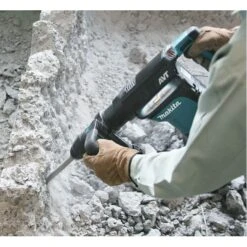 Makita HM1111C SDS-max Breekhamer In Koffer - 1300W - 11,2J -Metabo Winkel 7af2b53d173573fc2c3d49d043b02898