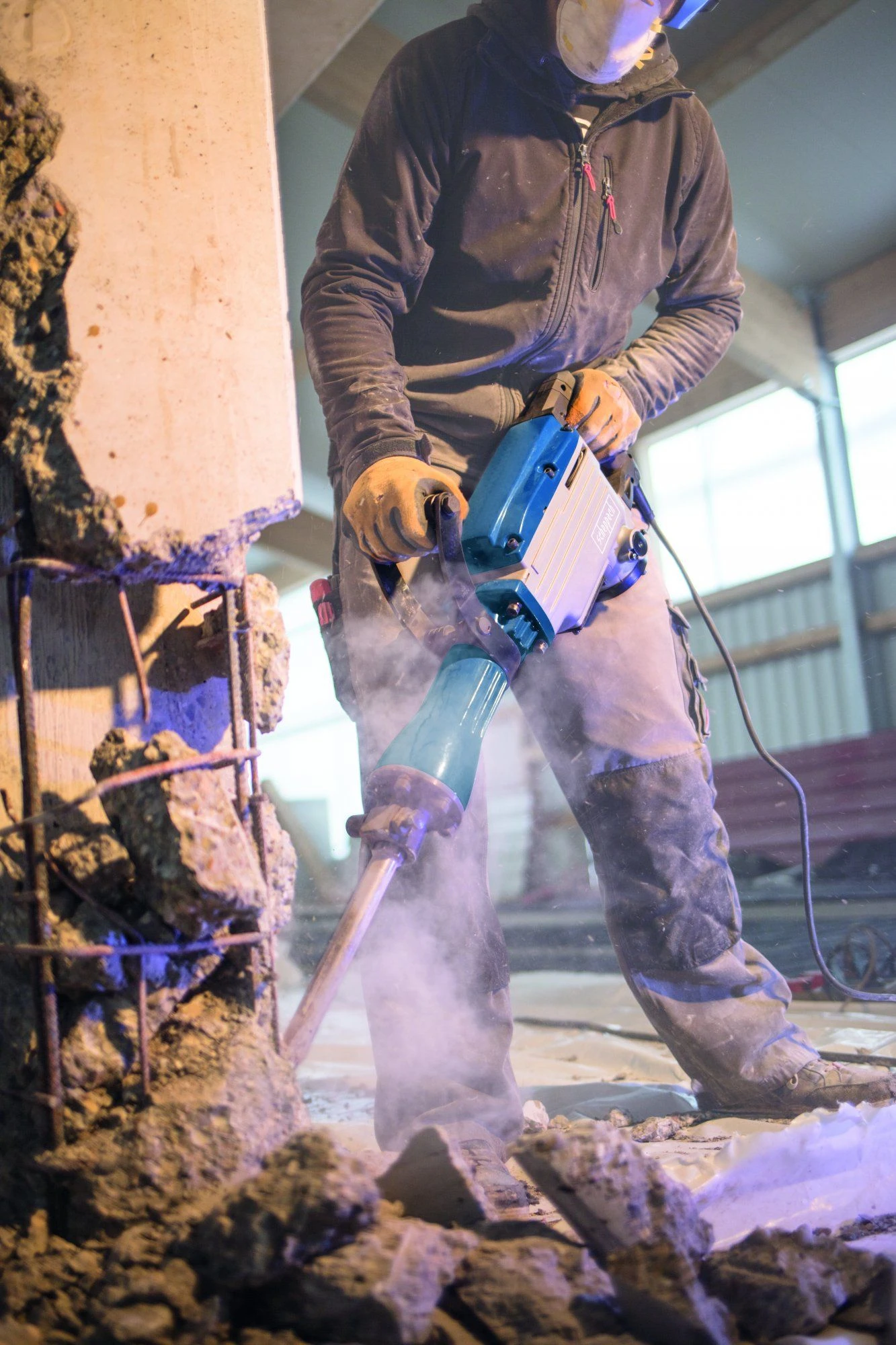 Scheppach AB1700 SDS-Max Sloophamer In Koffer - 1700W - 50J - 5908203901 8 Scheppach AB1700 SDS-Max Sloophamer In Koffer - 1700W - 50J - 5908203901 - Afbeelding 6