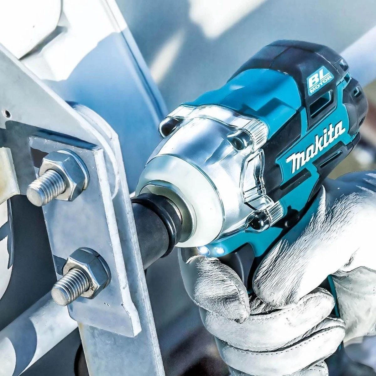 Makita DTW285Z 18V Li-Ion Accu Slagmoersleutel Body - 280Nm - 1/2" - Koolborstelloos 4 Makita DTW285Z 18V Li-Ion Accu Slagmoersleutel Body - 280Nm - 1/2" - Koolborstelloos - Afbeelding 2