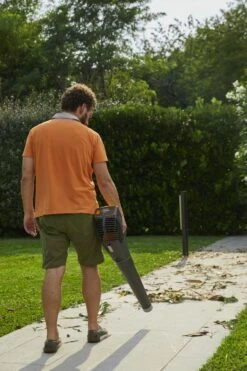 Stiga BL 500e Accu Bladblazer - 55m/s - 11,4m³/min -Metabo Winkel 8d99fa9d6e0729faad636b9dbcdd56e8