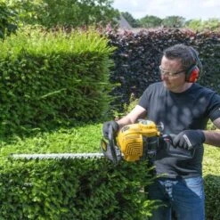 Powerplus POWXG50300 Haagschaar - 26.5cc - 4 Takt -Metabo Winkel 8dd0aa5367d374d38d34e18b6878ec15