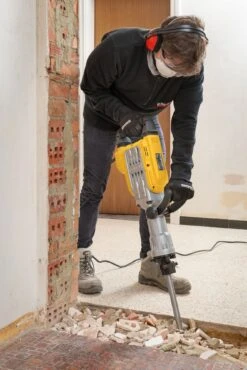 Powerplus POWX11861 HEX Breekhamer In Koffer 1700W - 60J -Metabo Winkel 98c75a4ae5f24ebbe4655901f1f5b355