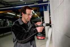 Metabo SB 18 LT 18V Li-Ion Accu Klopboor-/schroefmachine Set (2x 4.0Ah Li-Power Accu) In MetaBOX - 602103500 8 Metabo SB 18 LT 18V Li-Ion Accu Klopboor-/schroefmachine Set (2x 4.0Ah Li-Power Accu) In MetaBOX - 602103500 -Metabo Winkel 9c184645a9e318f603761a0e0ac23a9f 1