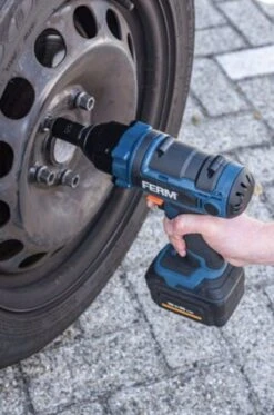 FERM CDM1127 18V Li-Ion Accu Slagmoersleutel Set (1x 4.0Ah Accu) In Koffer - 380Nm - 1/2" -Metabo Winkel b29c130689871c8478f3b3043a5e47c5