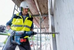 Bosch GBH 18V-45 C 18V Li-Ion Accu BiTurbo SDS-Max Combihamer Body In Koffer - 12,5 J - Koolborstelloos - 0611913000 12 Bosch GBH 18V-45 C 18V Li-Ion Accu BiTurbo SDS-Max Combihamer Body In Koffer - 12,5 J - Koolborstelloos - 0611913000 -Metabo Winkel c195eb0688f35a47f2af70f81f29373e 1