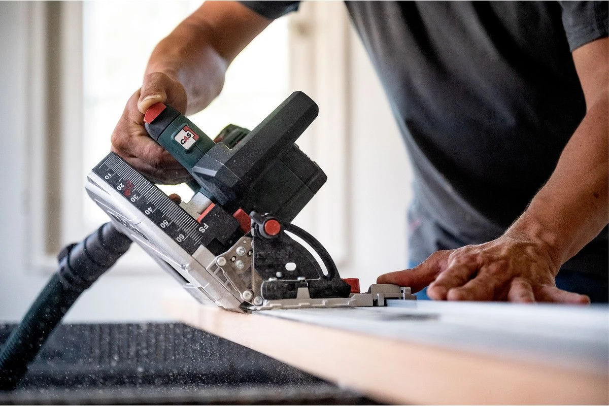 Metabo KT 18 LTX 66 BL 18V Li-ion Accu Invalcirkelzaag Body In MetaBox - 165 X 20mm - Koolborstelloos - 601866840 8 Metabo KT 18 LTX 66 BL 18V Li-ion Accu Invalcirkelzaag Body In MetaBox - 165 X 20mm - Koolborstelloos - 601866840 - Afbeelding 6