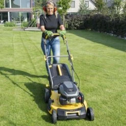 Powerplus POWXG60240X Grasmaaier Zelftrekkend - 145cc - 460mm -Metabo Winkel d11c10c9cde13742772cb068825d7a94