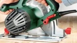 Bosch PKS 66 AF Cirkelzaag Met Geleiderail - 1600W - 0603502000 -Metabo Winkel d3fc79ccb0adefba884a4003e8048bb2